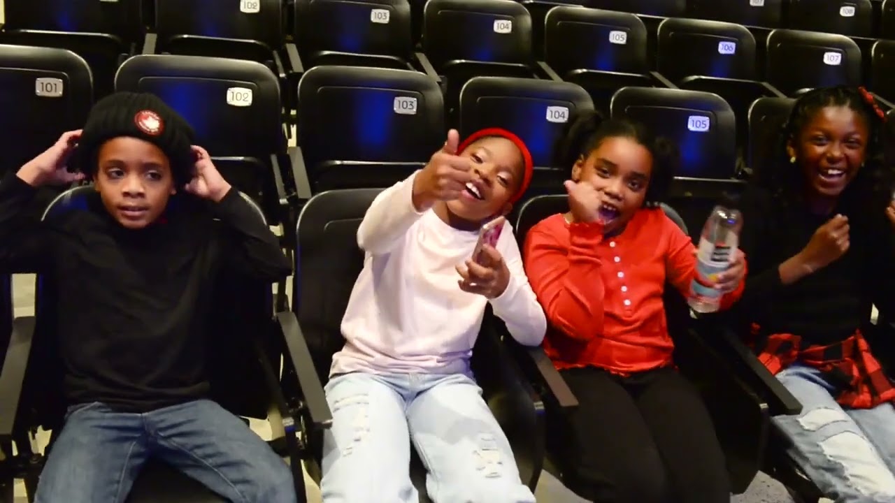 Letters to Santa - Sapphire Youth Ensemble Performs Joy to the World
