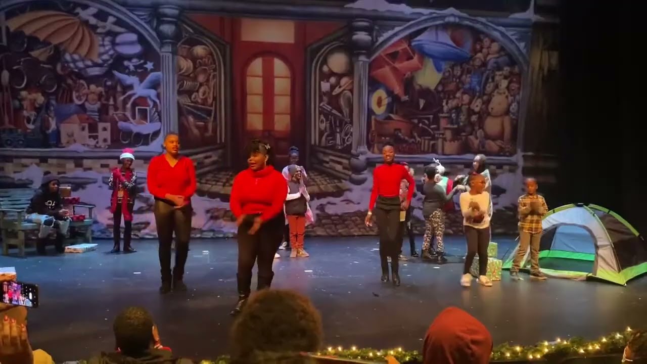 Letters to Santa - Sapphire Youth Ensemble Performs Joy to the World